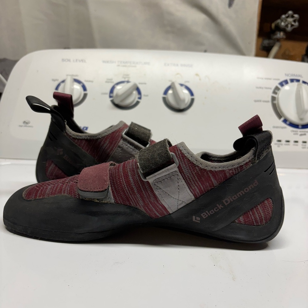 Black Diamond Maroon and Black Climbing Shoes womens 9.5